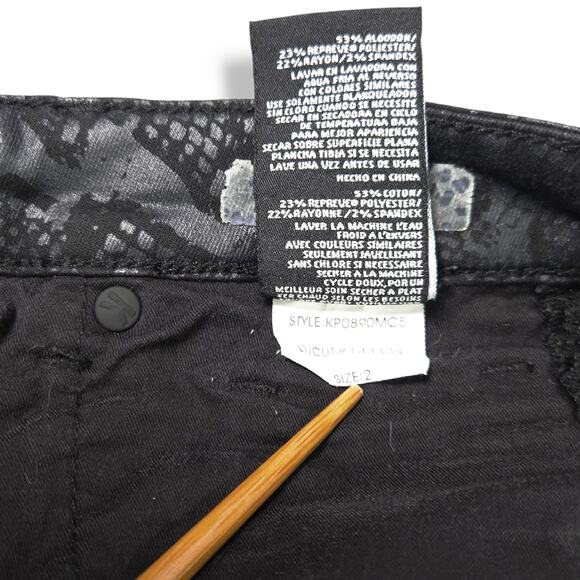 EUC Kut from the Kloth Mia High Rise Slim Fit Skinny Jeans Sz 2x28.5 Black Snake - Picture 7 of 11